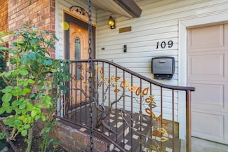 109 N Fairchild St, Yreka, CA 96097