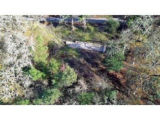 1365 SE Laurel Ct, Roseburg, OR 97470
