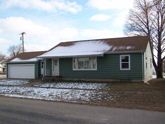 203 2nd Ave, Holland, IA 50642