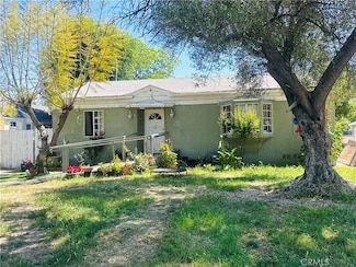 1196 N Hamilton Blvd, Pomona, CA 91768