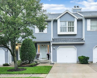 32 Essex Dr, Little Silver, NJ 07739