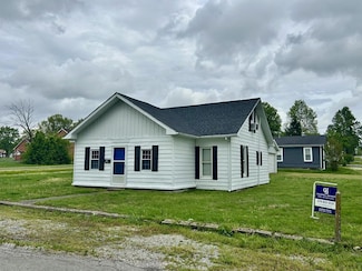 715 Givens St, Providence, KY 42450