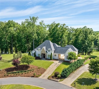 1423 Falls Crest Dr, Auburn, AL 36830