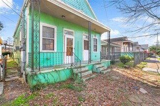 1925 Fern St, New Orleans, LA 70118