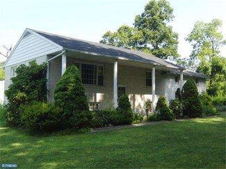 76 Log House Rd, Zionsville, PA 18092