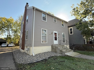 1090 16th Ave SE, Minneapolis, MN 55414