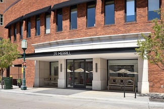 211 E Merrill St Unit 613, Birmingham, MI 48009