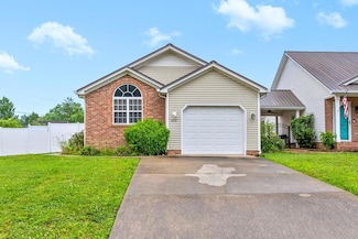 300 Deerwood Dr, Hopkinsville, KY 42240