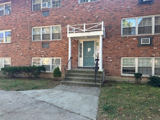 5 Treat St Unit 2A, West Haven, CT 06516