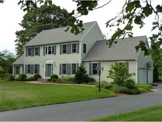 4 Warren Rd, Sudbury, MA 01776