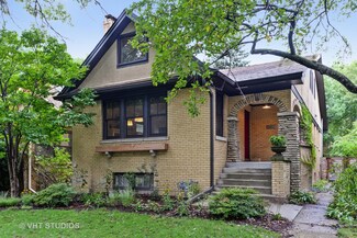 1123 Mulford St, Evanston, IL 60202