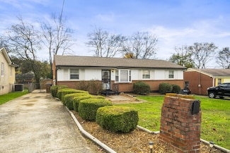 723 Vanderhorst Dr, Nashville, TN 37207