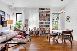 993 Amsterdam Ave Unit 4B, New York, NY 10025