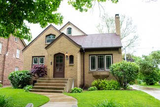 623 James Ave, Rockford, IL 61107