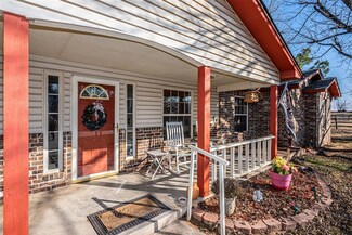 3735 Janet Cir, Mustang, OK 73064