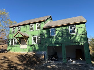 3 Deer Run Dr, Seymour, CT 06483