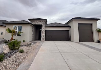 2850 E Smith Creek Dr, Washington, UT 84780