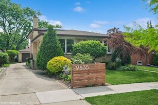 9835 Keeler Ave, Skokie, IL 60076
