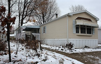 1920 Northwood Ln, Erie, PA 16509