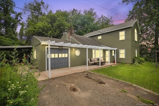 30 Lake Rd, Columbia, CT 06237