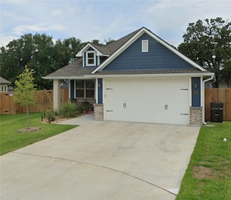 405 Marble Falls Dr, Bryan, TX 77803