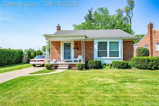 13358 Lasalle Blvd, Huntington Woods, MI 48070