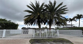 1281 W 62nd St, Hialeah, FL 33012