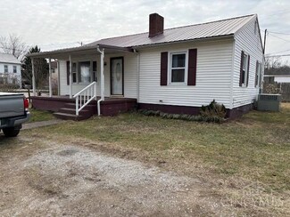 815 Valley St, Aberdeen, OH 45101