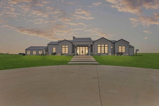 11102 E Rocky Creek Rd, Crowley, TX 76036