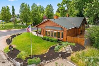 4523 N Mountain View Dr, Boise, ID 83704