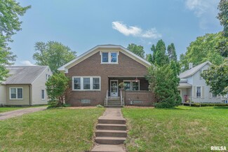 2127 W Locust St, Davenport, IA 52804