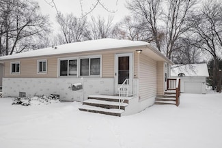 1524 Independence Ave N, Golden Valley, MN 55427
