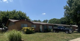 1610 E Lovers Ln, Arlington, TX 76010