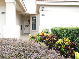 360 Enclave Dr, Lakeland, FL 33803