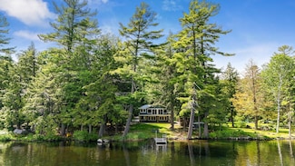 443 Lovejoy Shores Dr, Fayette, ME 04349