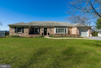 135 Forest Ave, Hershey, PA 17033