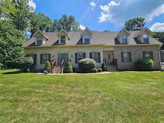 4163 W Meadowvale Dr, Bloomington, IN 47404