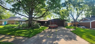 5002 Canterbury Dr, Fort Wayne, IN 46835