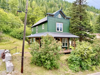 1012 Main Wardner St, Wardner, ID 83837