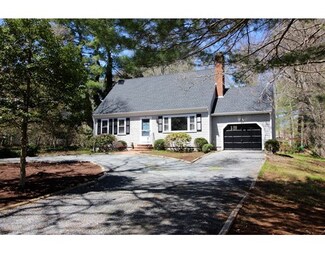 59 Lewis St, Marion, MA 02738