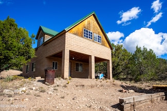 887 N Whiskey Way, Seligman, AZ 86337