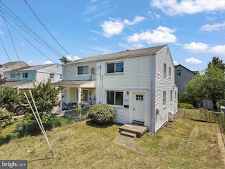 807 S Harrison St, Arlington, VA 22204