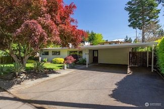 15659 SE 9th St, Bellevue, WA 98008