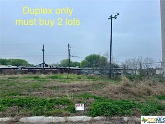 132 Aimable St, Port Lavaca, TX 77979