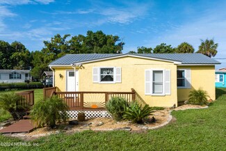 133 Palm St, Satsuma, FL 32189