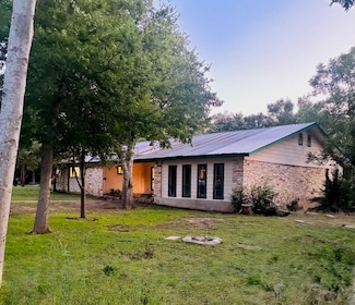12902 Ben Milam Dr, Manchaca, TX 78652