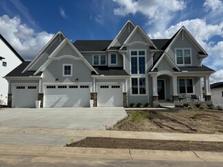 16567 48th Place N, Plymouth, MN 55446