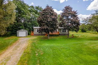 509 Riverside Dr, Eddington, ME 04428