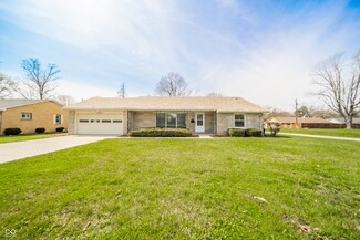 1611 Orchard Ln, Anderson, IN 46011