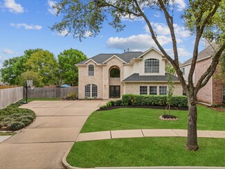 210 Calypso Ln, League City, TX 77573